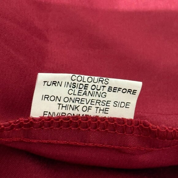 Satiny Sleek Blouse with Pearl Mock Neck Long Sleeves Size Large - Picture 9 of 9